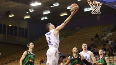 Olimpija znova praznih rok, Crvena zvezda skočila tik pod vrh