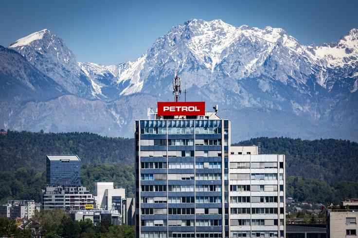 Gradbišče Emonika april 2024 petrol | Foto: Bojan Puhek