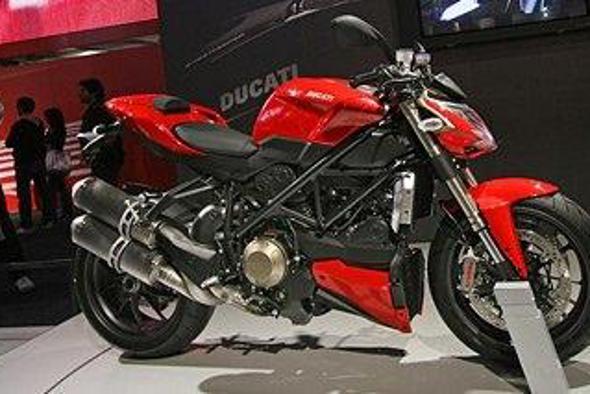 Moto-salon Milano 2008 - trendi
