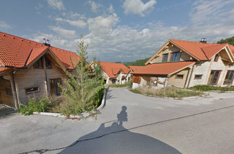 Šest hiš bo na dražbi na prodaj za 750 tisočakov