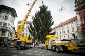 Novoletna smreka v Ljubljani Prešernov trg