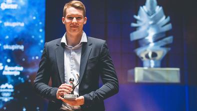 V vrhunski družbi: Čast in hkrati spodbuda