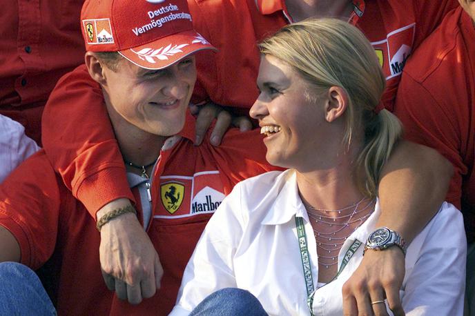 Michael & Corinna Schumacher 2001 | Michael in Corinna Schumacher leta 2001, vse od nesreče na smučanju leta 2013 pa se legendarni dirkač ni več pojavljal v javnosti.  | Foto Guliverimage