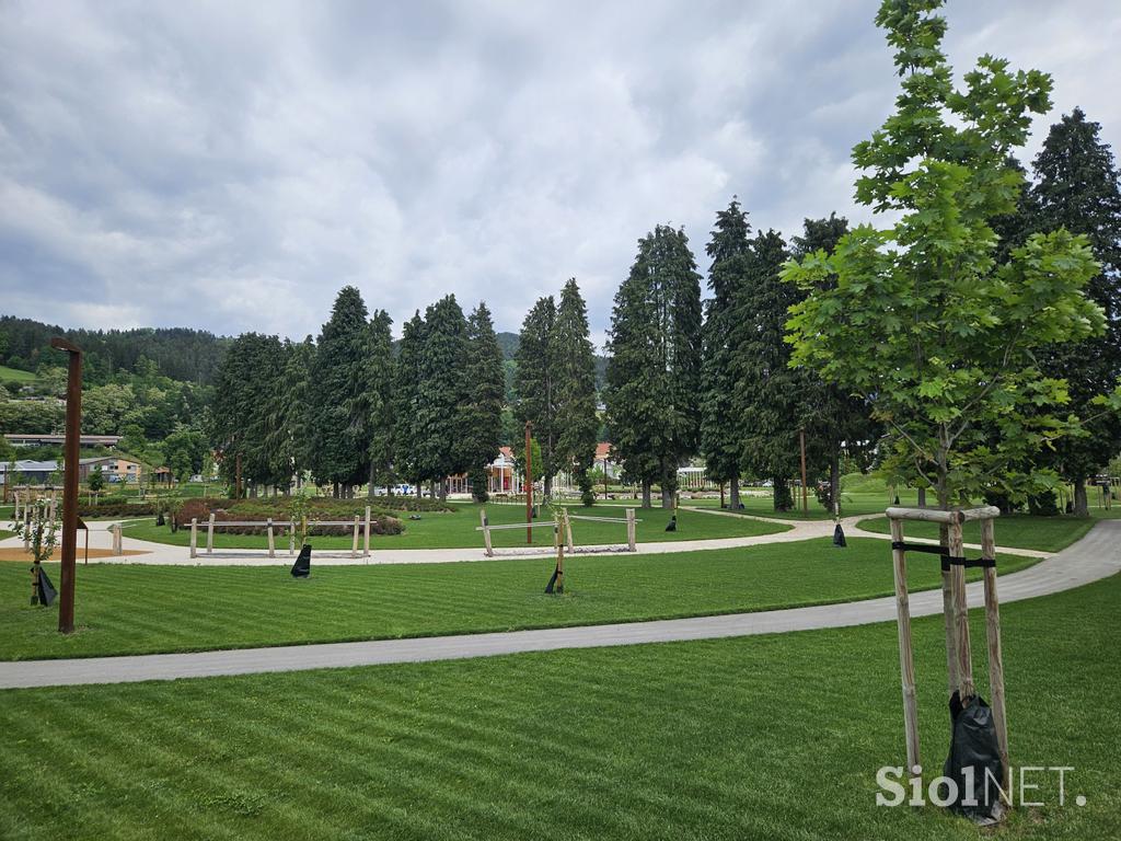 park Jezero, Prevalje