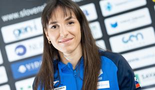 Lia Apostolovski postavila osebni rekord in zaostala le za svetovno prvakinjo