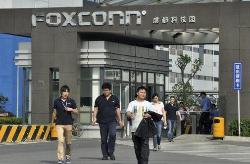 Foxconn priznal: Pri nas so delali tudi 14-letniki