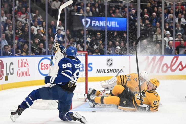 William Nylander je Torontu izdatno pomagal do zmage nad Pittsburgh Penguins. | Foto: Reuters