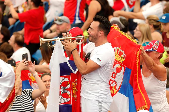 Srbski teniški igralci v Sydneyju računajo na bučne in razigrane navijače. | Foto: Reuters