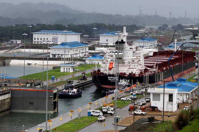 V svoji 102-letni zgodovini je bil prekop zaprt le trikrat, o njegovi širitvi pa so leta oktobra 2006 odločali prebivalci Paname in prenovo podprli s skoraj 80 odstotki. | Foto: Reuters