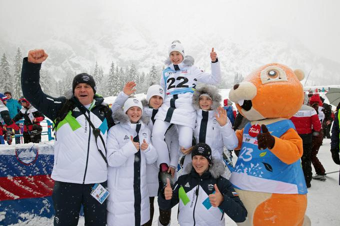 Januarja lani se je Baloh takole veselil uspeha Prevčeve na Olimpijskem festivalu evropske mladine. | Foto: Aleš Fevžer/OKS