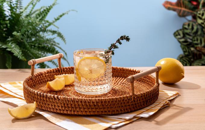 Kozarec Gin Tonica vsebuje okoli 170 kalorij. | Foto: Shutterstock