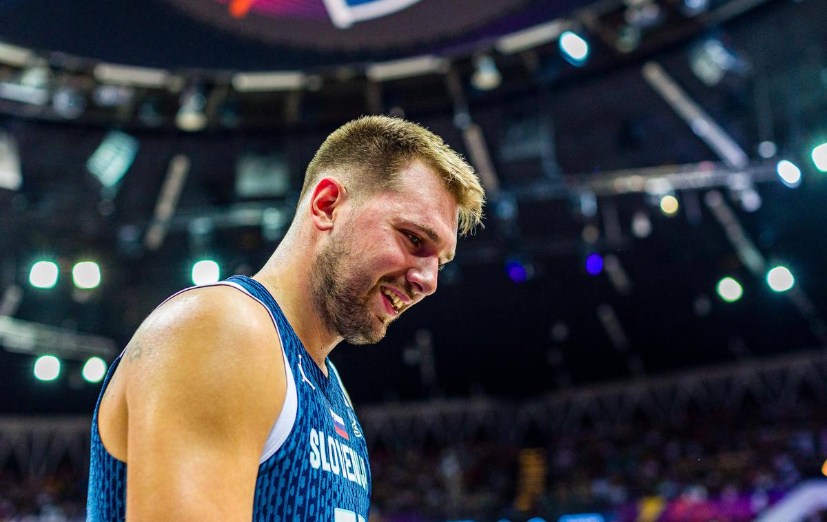 Luka Dončić | Luka Dončić na treningih slovenske reprezentance širi pozitivno voljo. | Foto Guliverimage