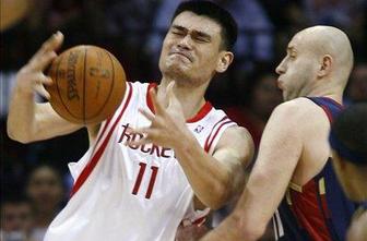 Yao Ming končal sezono