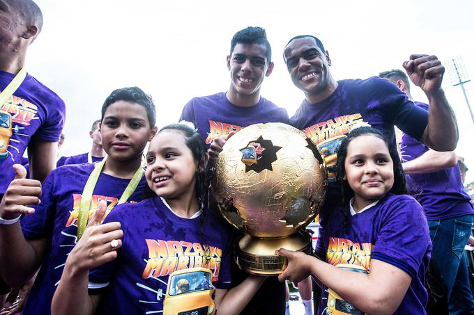 Družina Tavares je še kako ponosna na glavo družine, kapetana Marcosa Morales Magna Tavaresa. | Foto: Grega Valančič/Sportida