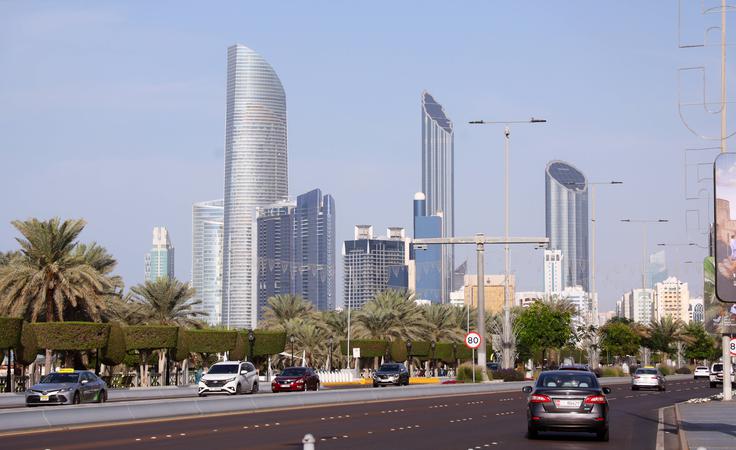 Abu Dabi je glavno mesto ZAE. Ima skoraj tri milijone prebivalcev. | Foto: Guliverimage