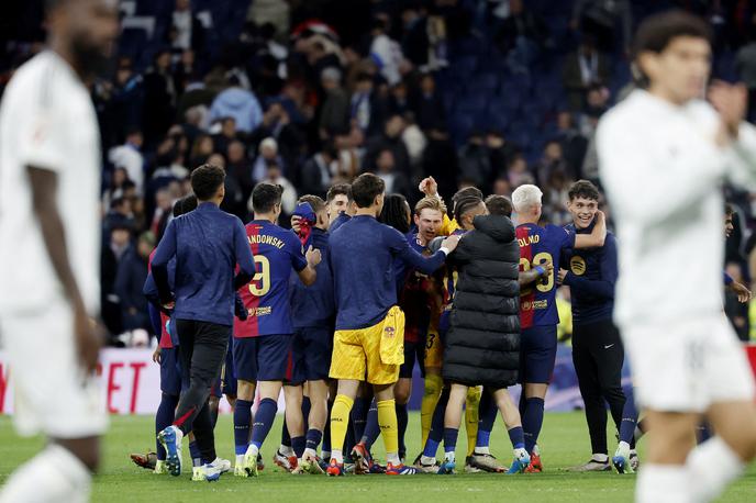 Real Barcelona | Barcelona je po visoki zmagi v Madridu še povečala prednost pred zasledovalci. | Foto Reuters