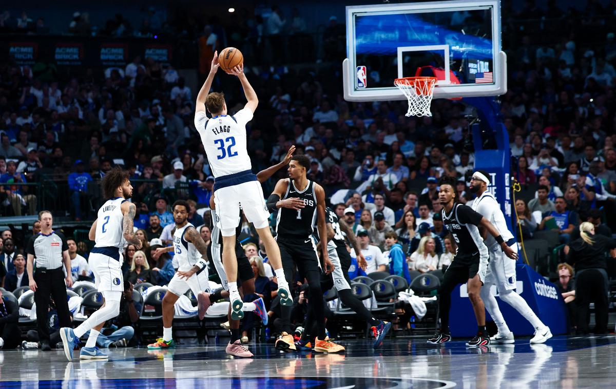 Dallas Mavericks, Cooper Flagg | Dallas je na prvi tekmi visoko izgubil. | Foto Reuters