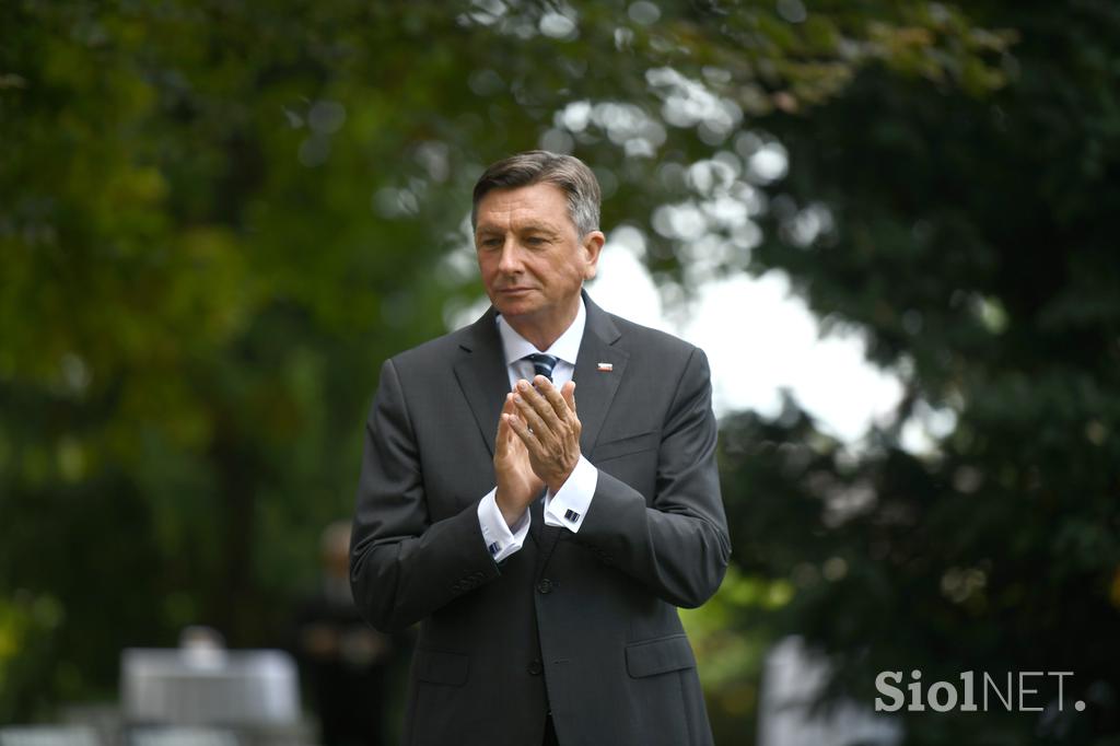 Borut Pahor jabolko navdiha