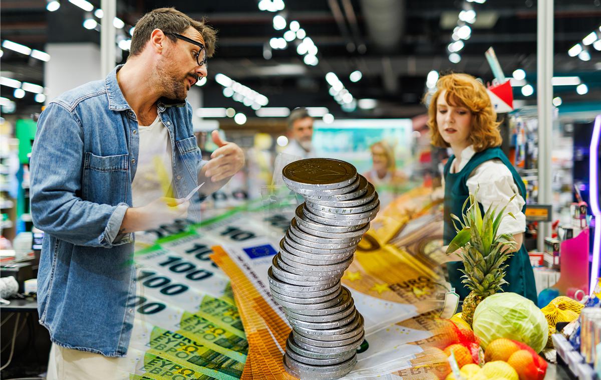 Nakupi, nakupovanje, stres, jeza | Slovenci decembra tradicionalno porabimo največ v letu - lanski podatki razkrivajo enega najmočnejših skokov potrošnje, z izrazito rastjo prodaje elektronike, živil in drugih prazničnih izdelkov. | Foto Shutterstock