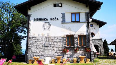 Ribniška koča na Pohorju (1507 m)