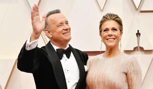 Okuženi Tom Hanks se javlja iz bolnišnice: S tem se soočava vsak dan sproti #video