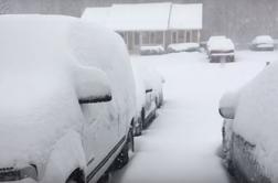 V BiH ponekod več kot pol metra snega