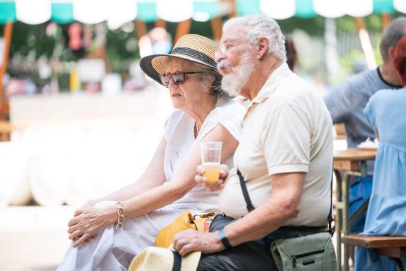 V Omrežju e-seniorji 55+ za možnost dela in hkratnega prejemanja pokojnine brez odbitkov