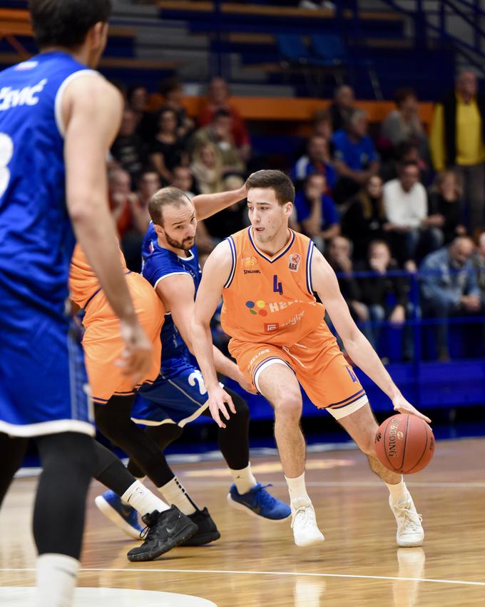 "V Dalmaciji je košarka popularna. Dvorana bo zagotovo polna. Vsi bodo na nogah. Mislim, da bo atmosfera prava in upam, da bodo košarkarji zdravi in dobro igrali." | Foto: Helios Suns