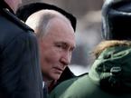 Vladimir Putin, Rusija, Kremelj