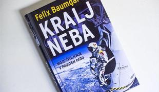 Prelistano: Kralj neba: moje življenje v prostem padu