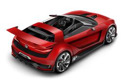 Volkswagen GTI roadster: med tremi izbranimi oblikovalci tudi Slovenec Domen Ručigaj