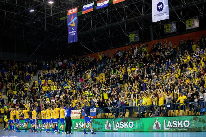 RK Celje, RK Zagreb | Na tribunah dvorane Zlatorog se je zbralo v tej sezoni rekordnih 5.600 gledalcev. | Foto Urban Urbanc/Sportida