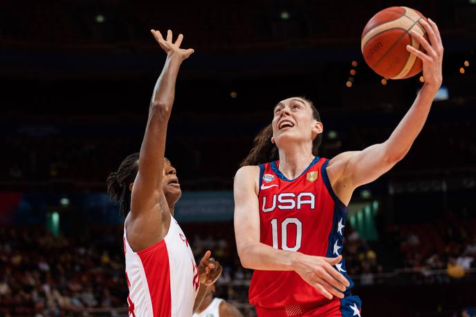 Breanna Stewart | Američanke (na fotografiji je njihova najboljša igralka Brianna Stewart) se bodo za naslov svetovnih prvakinj v košarki "udarile" s Kitajkami.   | Foto Guliverimage