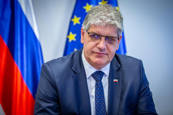 Boštjan Poklukar | Minister Boštjan Poklukar iz kvote največje vladne stranke Gibanje Svoboda vse očitke v celoti in odločno zavrača. | Foto Gaja Hanuna