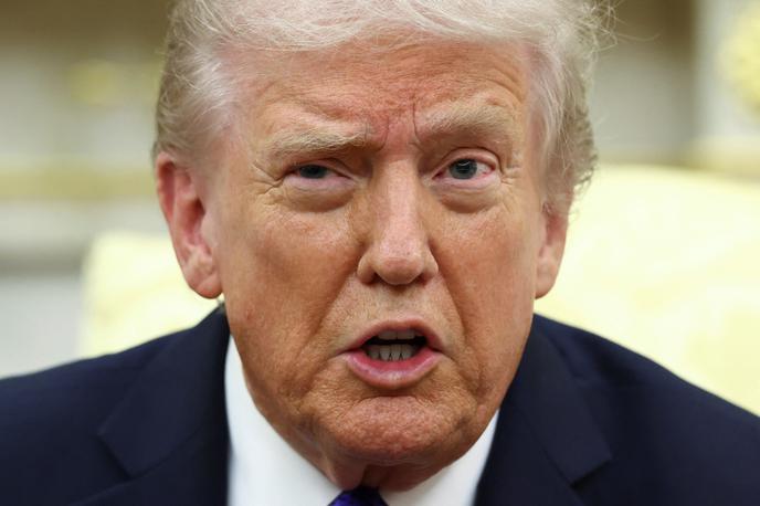 Donald Trump | "Sinoči ni bilo pričakovati zmag, saj je šlo za demokratska območja, vendar menim, da to ni bilo dobro za republikance. Nisem prepričan, da je bilo dobro za kogarkoli. Vendar smo imeli zanimiv večer, veliko smo se naučili in o tem bomo govorili," Trumpa navajajo ameriški mediji. | Foto Reuters