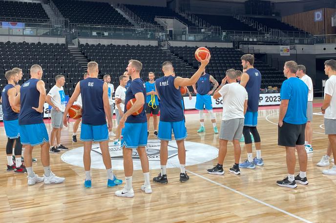 slovenska košarkarska reprezentanca, trening, Tokio | Slovenski reprezentanti so že na Japonskem, kjer jih v soboto proti domačinom čaka zadnja pripravljalna tekma pred svetovnim prvenstvom. | Foto KZS