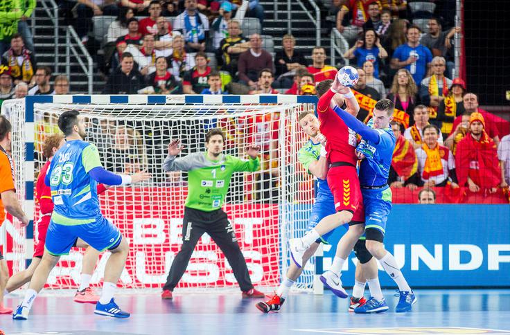 Matevž Skok je proti Makedoncem odlično branil. | Foto: Žiga Zupan/Sportida