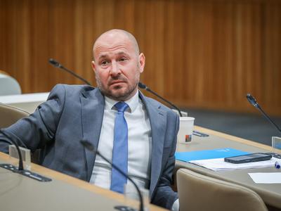 Dars odgovarja Jerneju Vrtovcu: Nočna dela na avtocestah izvajamo že vrsto let
