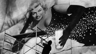 Umrla je Anita Ekberg, lepotica iz filma Sladko življenje