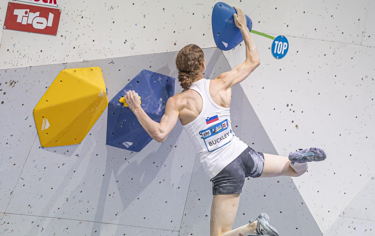 Jennifer Buckley | 17-letna Jennifer Buckley jebila z 10. mestom od Slovenk najbližje finalu. | Foto Lena Drapella/IFSC