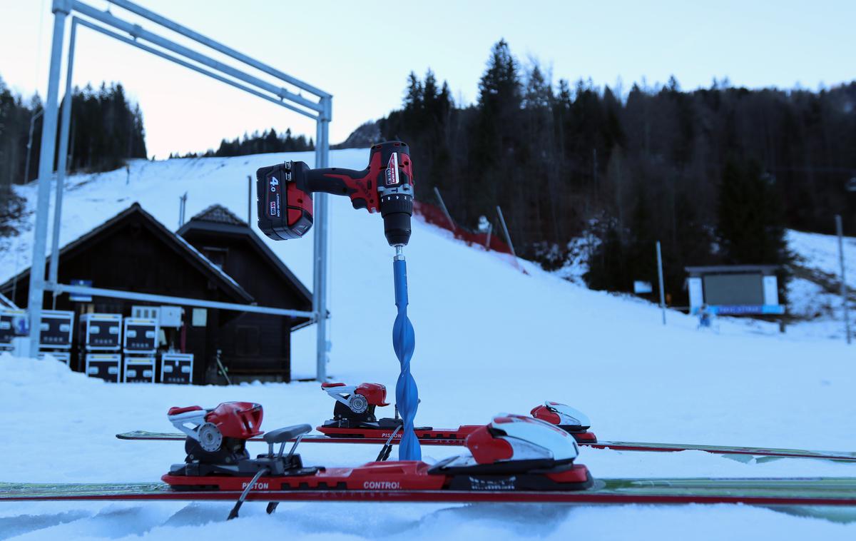 Kranjska Gora | Organizatorji tekmovanja v Kranjski Gori so še enkrat dobili bitko s časom in z vremenom ter pripravili kakovostno in dovolj debelo snežno podlago. | Foto Smučarska zveza Slovenije