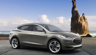 Tesla Motors ima 20 tisoč naročil za model X, svetovne premiere ne bo