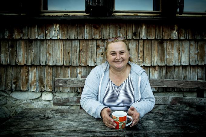 "Najprej sem rekla, da bom tukaj ostala en mesec, no, pa se je zavleklo." | Foto: Ana Kovač