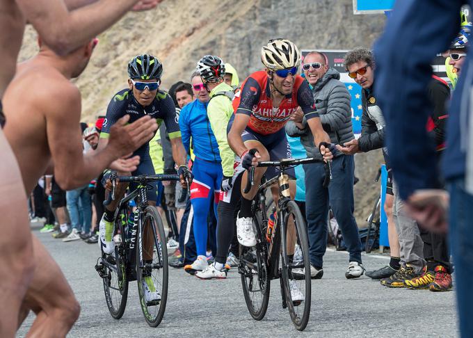 Upa, da bo v gorskih etapah v primerjavi z Rogličem in Dumoulinom pridobil nekaj sekund, saj je v kronometru slabši od omenjene dvojice. | Foto: Sportida