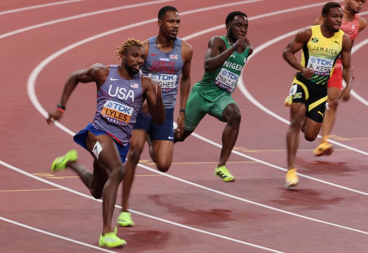 Noah Lyles je že v polfinalu teka na 200 m dosegel najboljši čas sezone. | Foto: Reuters