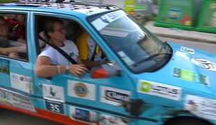 Slovenijo obiskala dobrodelna karavana študentov z legendarnimi avtomobili #video