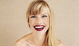 Petminutni triki za bolj bele zobe