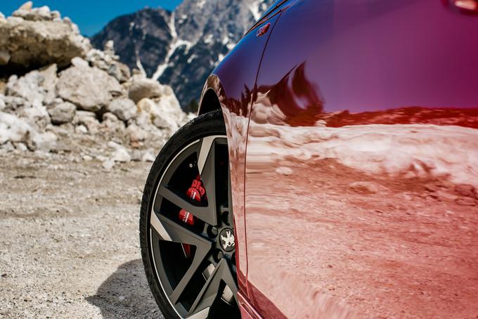 Peugeot 308 GTi - fotogalerija testnega vozila | Foto: Klemen Korenjak