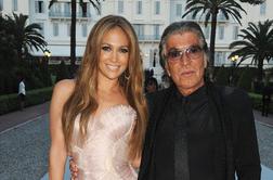 Ali Cavalli šiva novo poročno obleko za J.Lo?