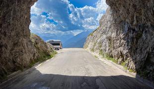 Ta cesta bo ponovno odprta: Ni še čas ...